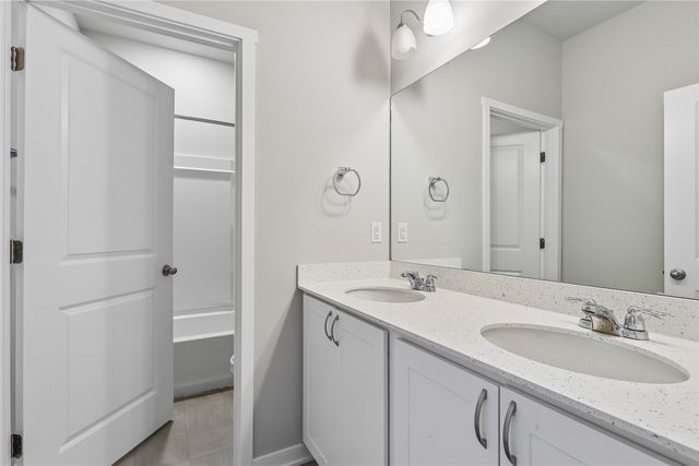 1112 32nd Street SE, Altoona, IA 50009