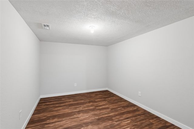 1112 32nd Street SE, Altoona, IA 50009