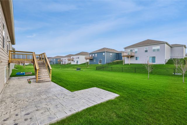 1112 32nd Street SE, Altoona, IA 50009