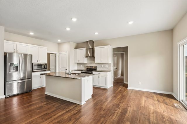 1112 32nd Street SE, Altoona, IA 50009