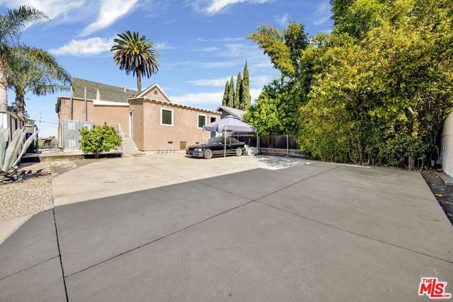 318 Parkman Avenue, Los Angeles, CA 90026