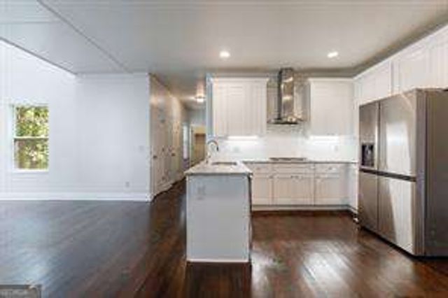 819 Bermuda Run, Woodstock, GA 30189