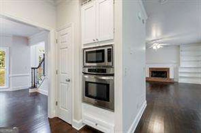 819 Bermuda Run, Woodstock, GA 30189