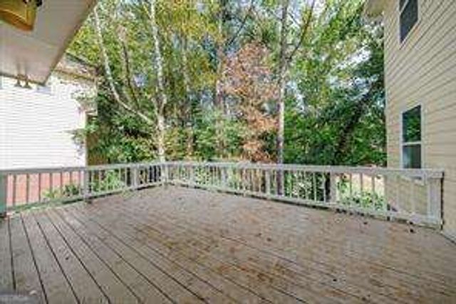 819 Bermuda Run, Woodstock, GA 30189