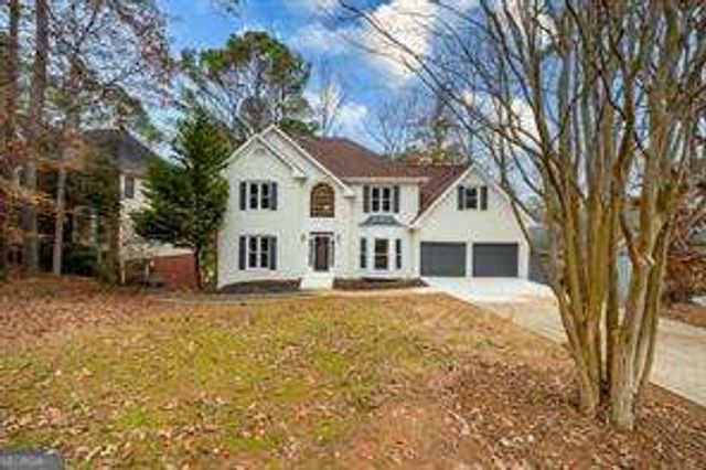 819 Bermuda Run, Woodstock, GA 30189
