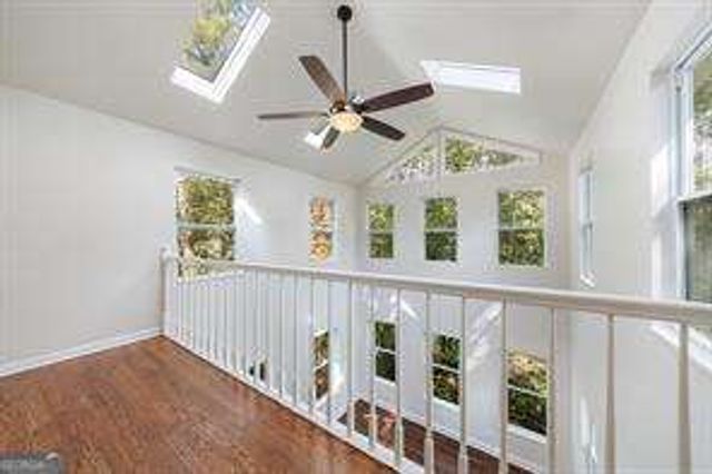 819 Bermuda Run, Woodstock, GA 30189