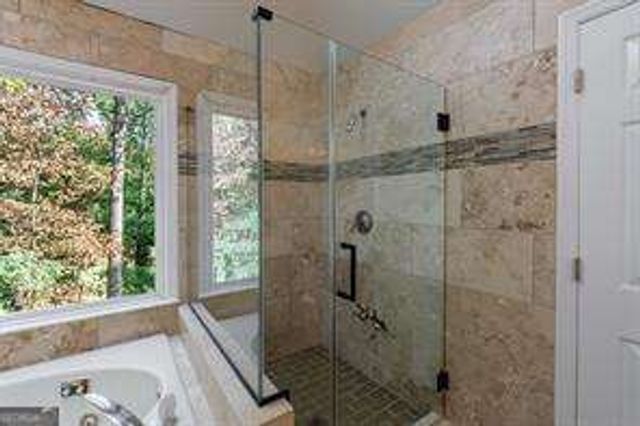 819 Bermuda Run, Woodstock, GA 30189