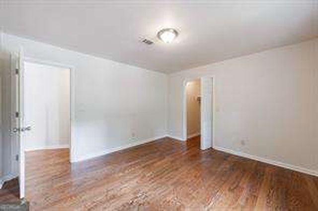 819 Bermuda Run, Woodstock, GA 30189