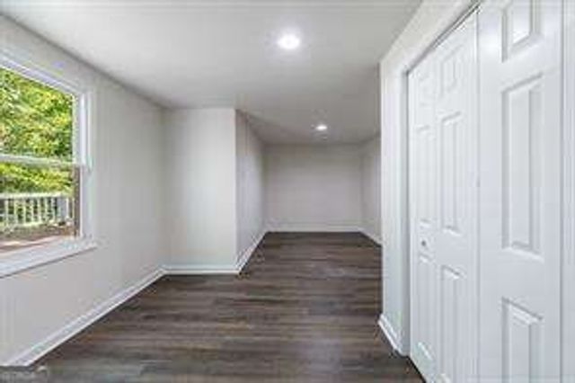 819 Bermuda Run, Woodstock, GA 30189