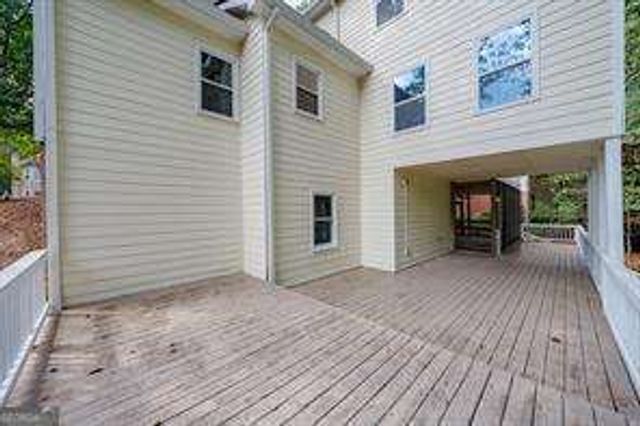 819 Bermuda Run, Woodstock, GA 30189