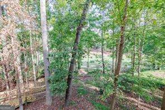 819 Bermuda Run, Woodstock, GA 30189