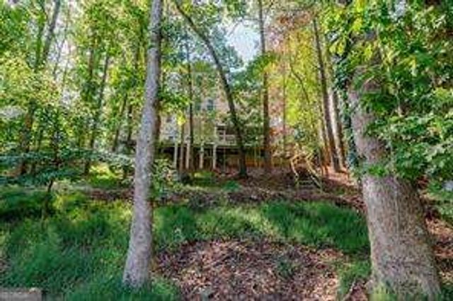 819 Bermuda Run, Woodstock, GA 30189