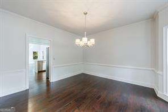 819 Bermuda Run, Woodstock, GA 30189