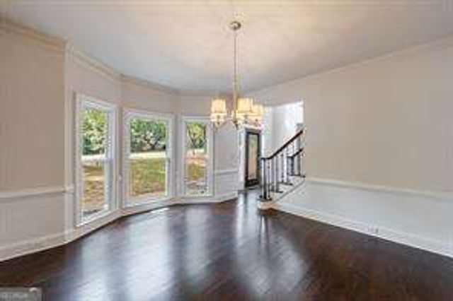 819 Bermuda Run, Woodstock, GA 30189