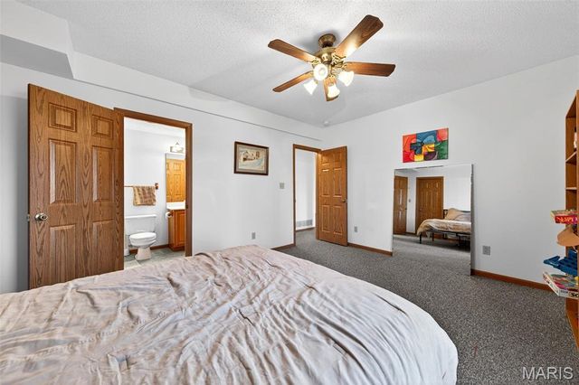 9420 Easy Street, Hillsboro, MO 63050