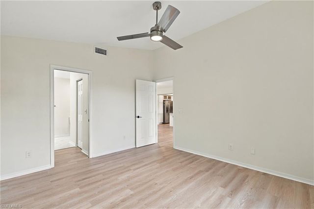 906 SW 7th CT, Cape Coral, FL 33991