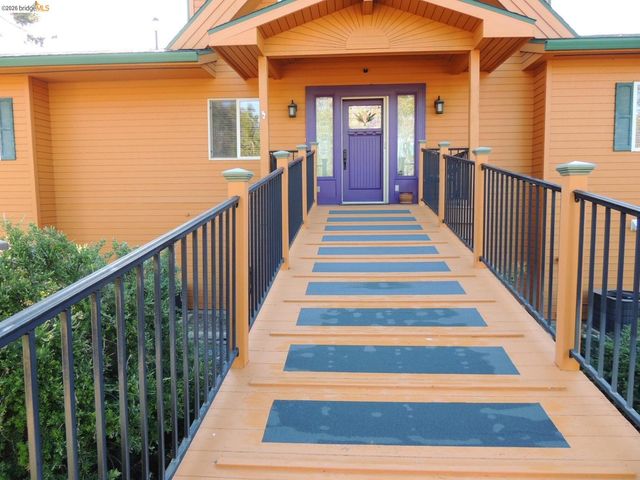 6064 Heron Dr., Coulterville, CA 95311