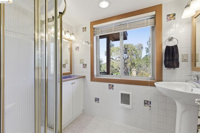 6064 Heron Dr., Coulterville, CA 95311