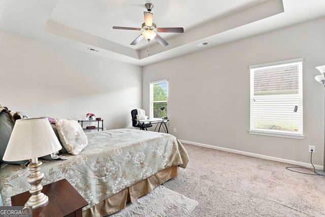 117 Thomaston St, Newnan, GA 30263