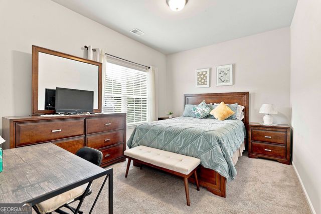 117 Thomaston St, Newnan, GA 30263