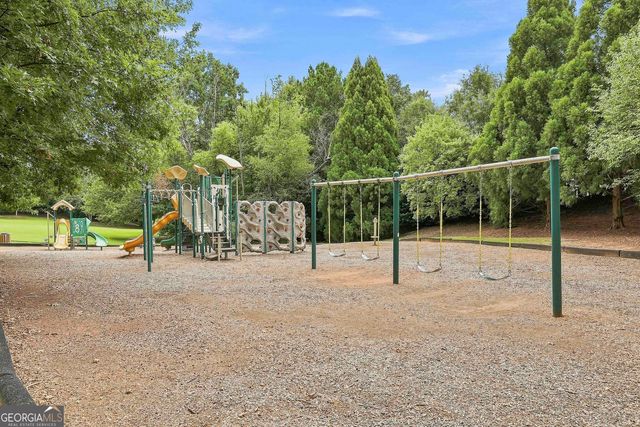 117 Thomaston St, Newnan, GA 30263