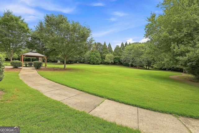 117 Thomaston St, Newnan, GA 30263
