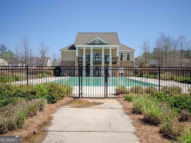 117 Thomaston St, Newnan, GA 30263