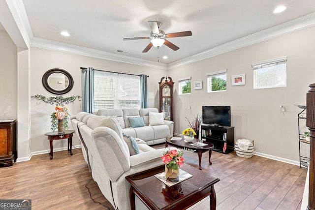 117 Thomaston St, Newnan, GA 30263