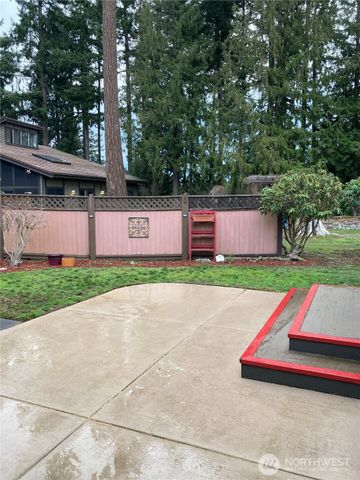 111 Green Meadows Drive, Sequim, WA 98382