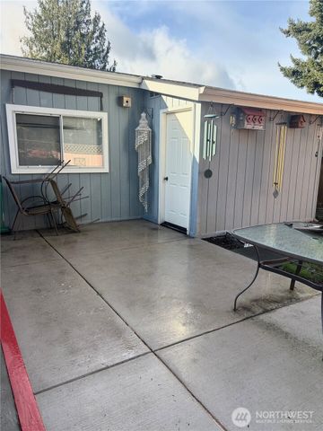 111 Green Meadows Drive, Sequim, WA 98382