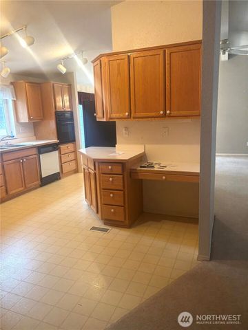 111 Green Meadows Drive, Sequim, WA 98382