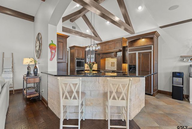 2306 Kingsmill Cir., Tyler, TX 75703