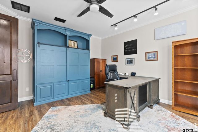 2306 Kingsmill Cir., Tyler, TX 75703