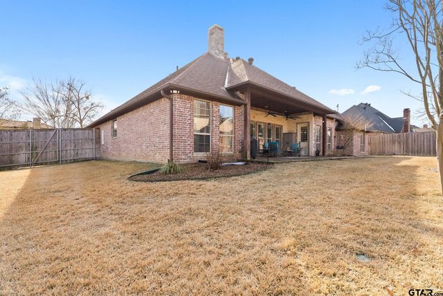 2306 Kingsmill Cir., Tyler, TX 75703