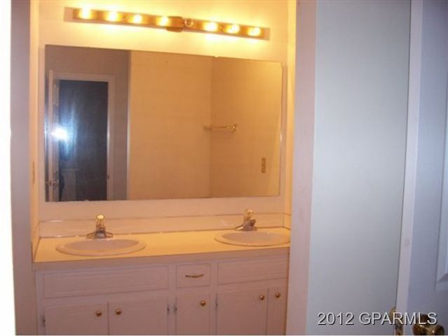 1113 Grovemont Drive G7, Greenville, NC 27834
