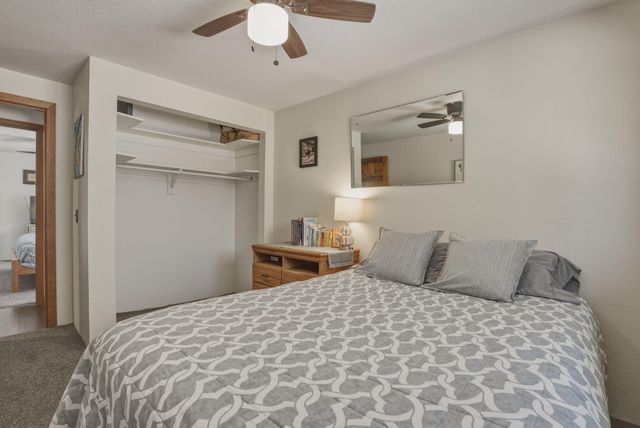 61605 Summer Shade Drive, Bend, OR 97702