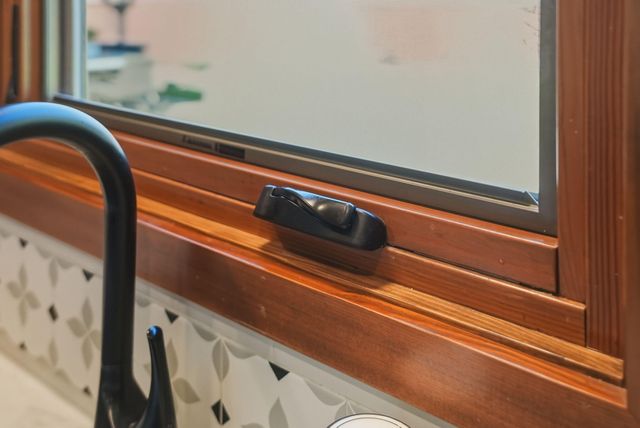 61605 Summer Shade Drive, Bend, OR 97702