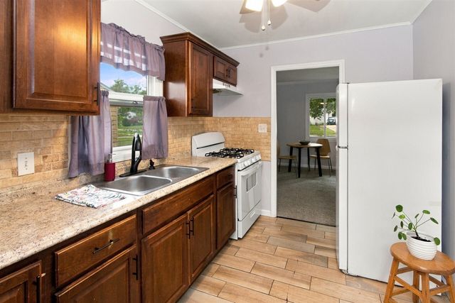 211 W Ainsworth Street, Ypsilanti, MI 48197