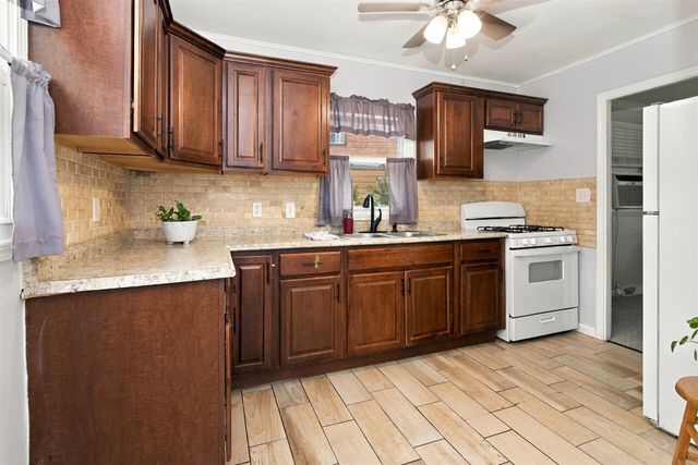 211 W Ainsworth Street, Ypsilanti, MI 48197
