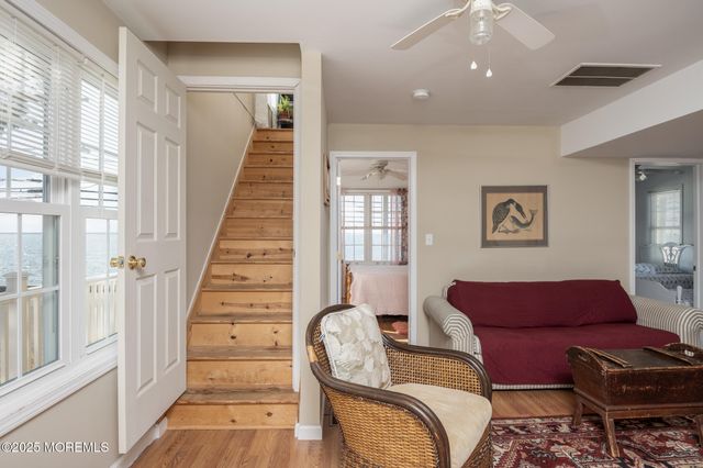 300 N Bayview Avenue N, Seaside Park, NJ 08752