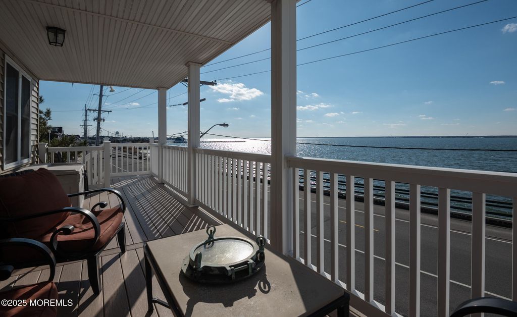 300 N Bayview Avenue N, Seaside Park, NJ 08752