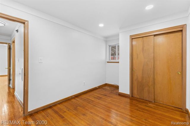 8551 Rockland Street, Dearborn Heights, MI 48127