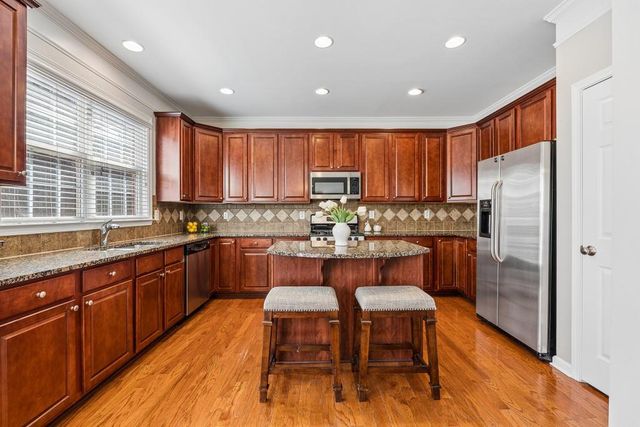 3363 Cumberland Club Drive, Atlanta, GA 30339