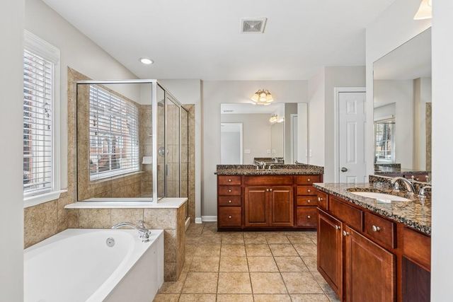 3363 Cumberland Club Drive, Atlanta, GA 30339
