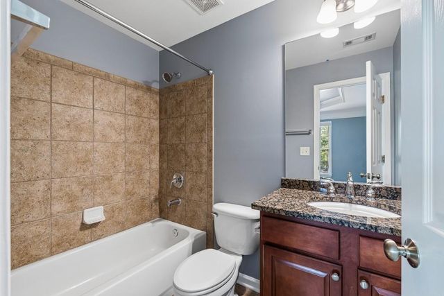 3363 Cumberland Club Drive, Atlanta, GA 30339