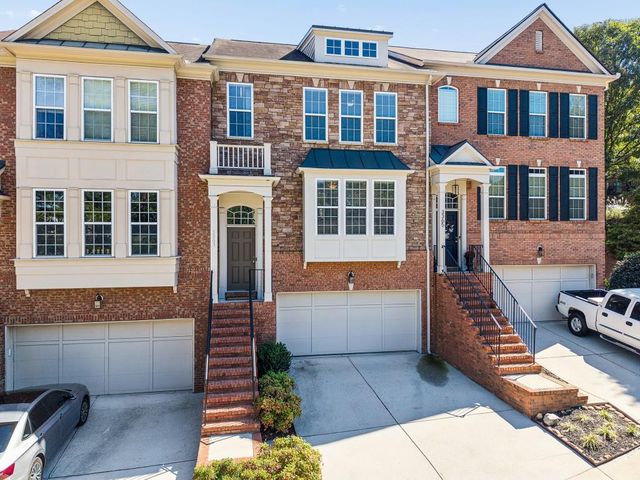 3363 Cumberland Club Drive, Atlanta, GA 30339