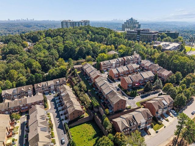 3363 Cumberland Club Drive, Atlanta, GA 30339