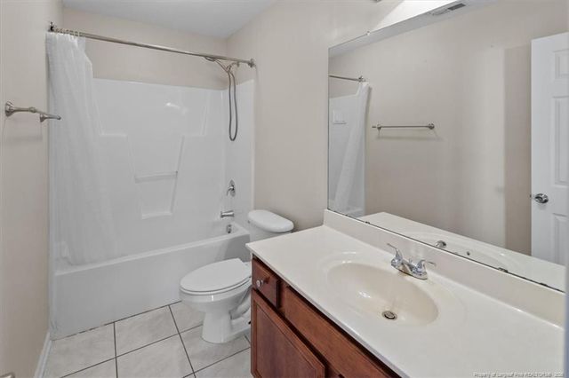 1203 Chimney Swift Drive, Fayetteville, NC 28306