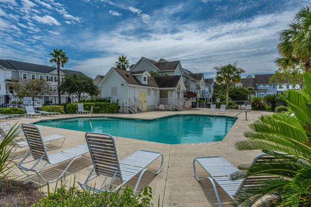631 Mclernon Trace, Johns Island, SC 29455