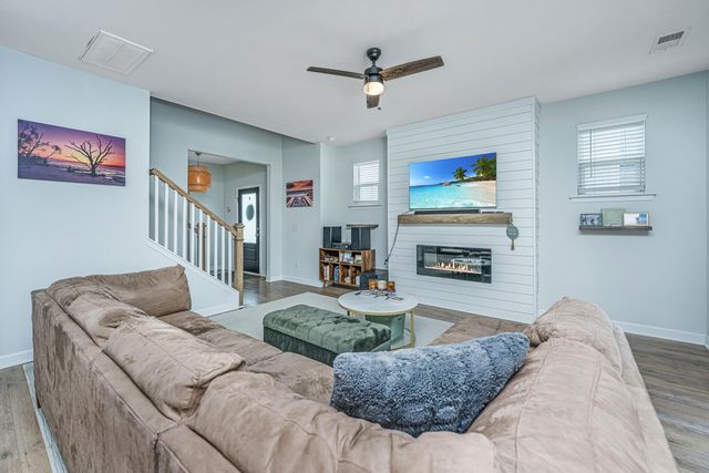 631 Mclernon Trace, Johns Island, SC 29455